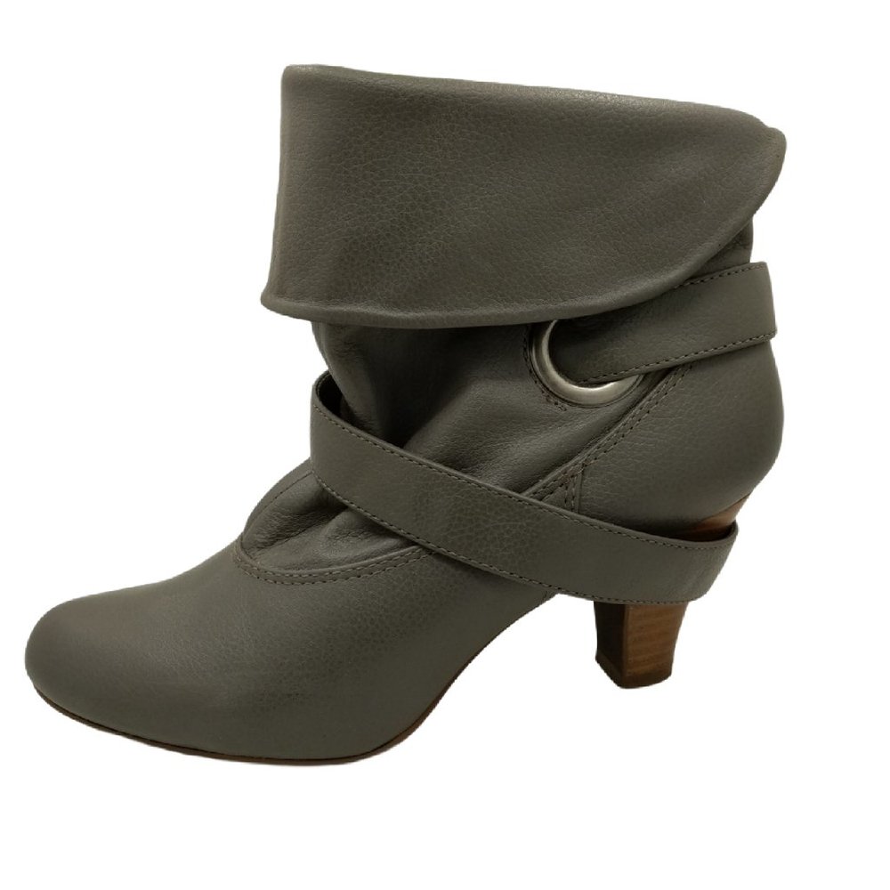 Report genuine leather grey ankle boots heeled with strap size 7.5